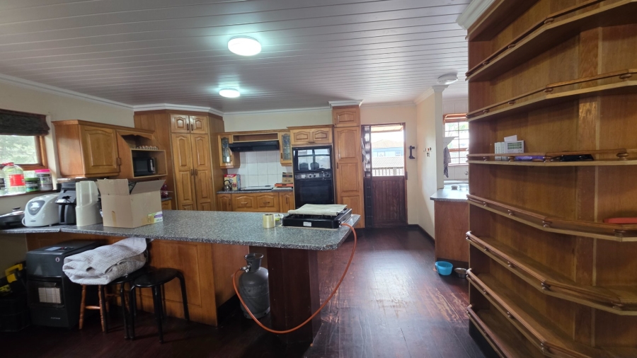 6 Bedroom Property for Sale in Dana Bay Western Cape